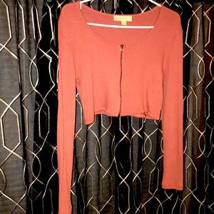 Long Sleeve Zipped Crop Top